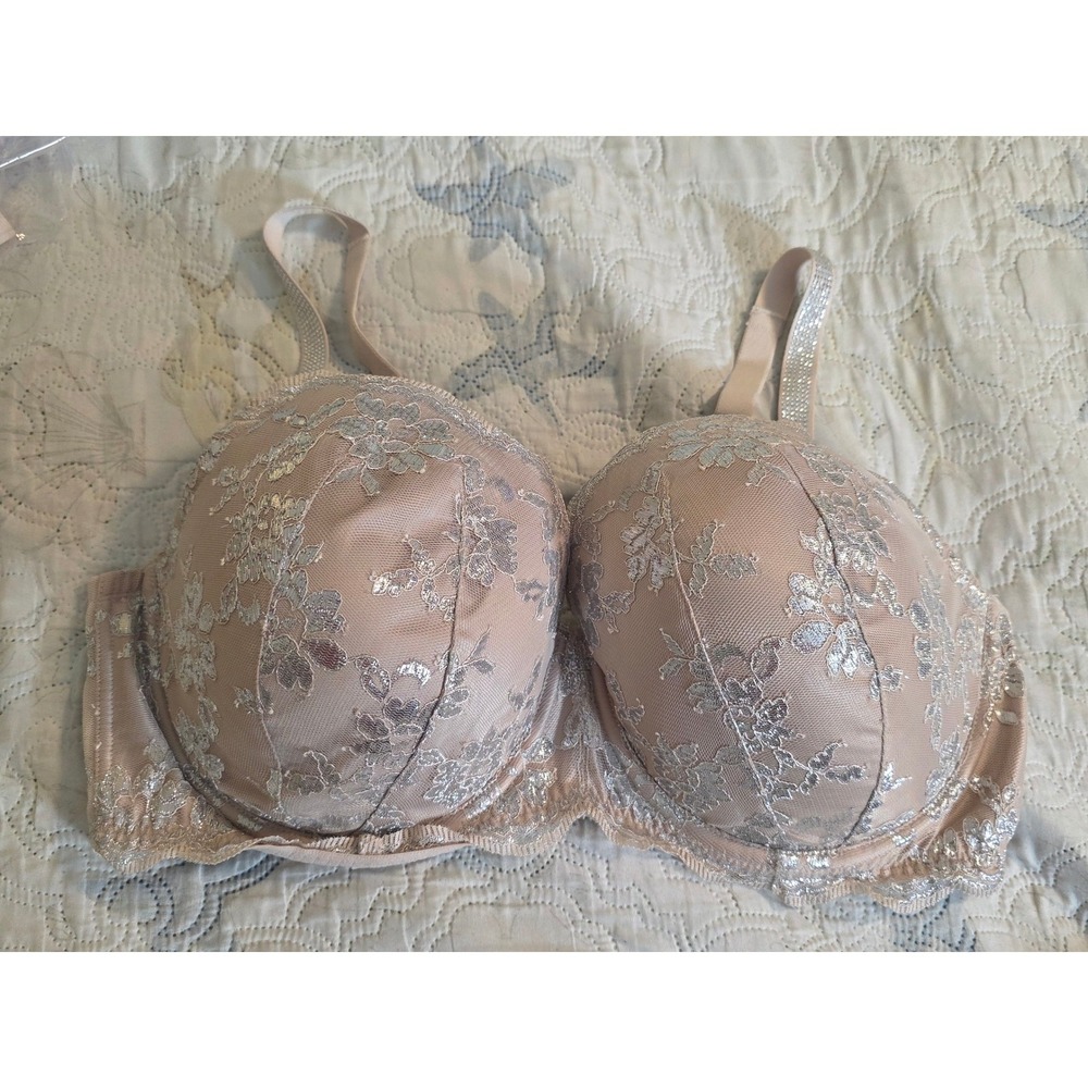 Victorias Secret Dream Angels Lined Demi Bra Silver Floral Lace 38DDD 386473-GBQ